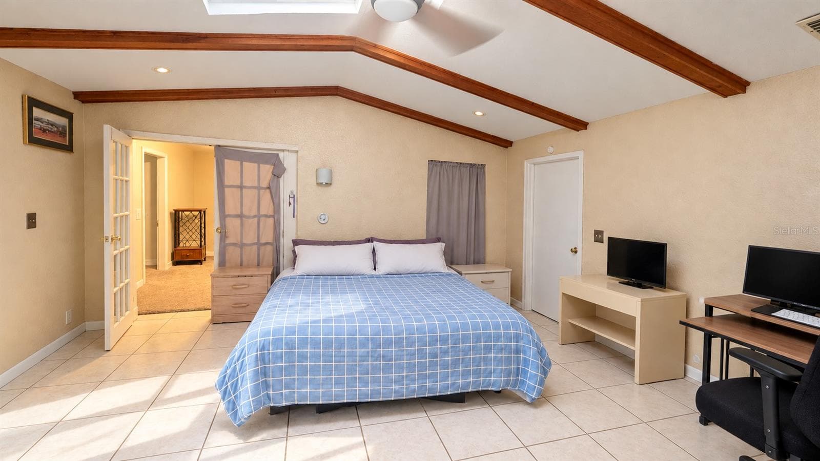 Florida Room-B - 5636 BEECH ST, ZEPHYRHILLS