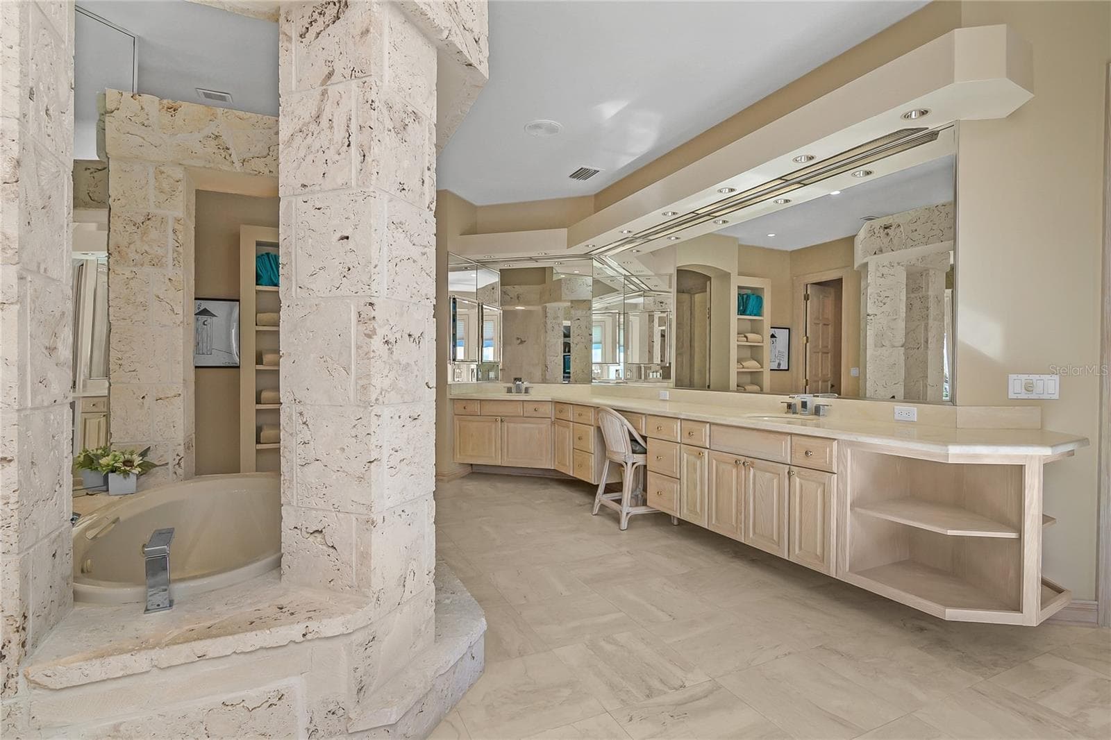Single Family Residence at 27201 IBIS COVE CT, BONITA SPRINGS, photo 21 of 47