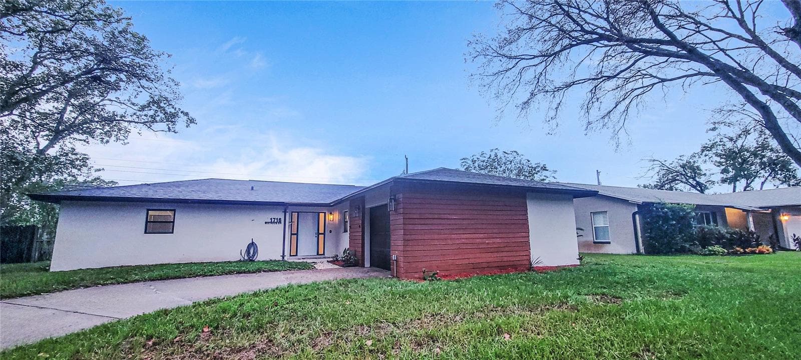 1716 WATROUS DR