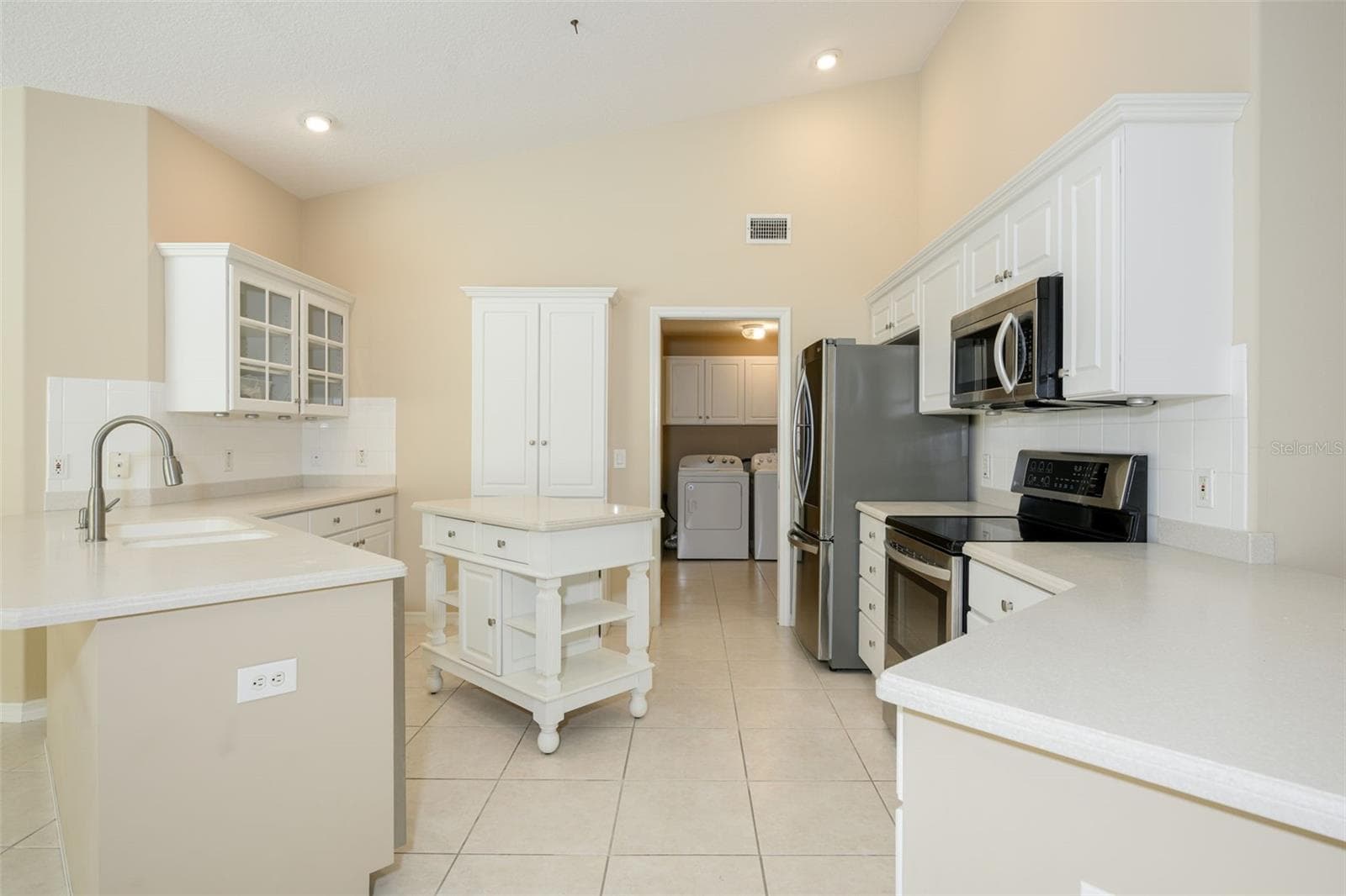Single Family Residence at 66 EDITH POPE DR, PALM COAST, photo 16 of 47