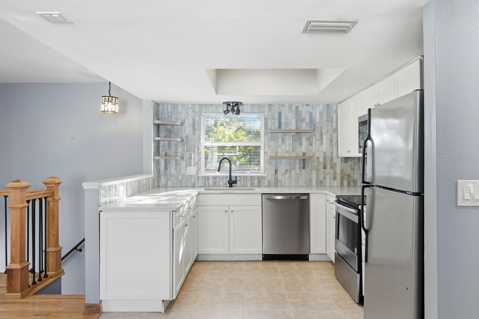 Single Family Residence at 305 CRYSTAL BEACH AVE, CRYSTAL BEACH, photo 8 of 26