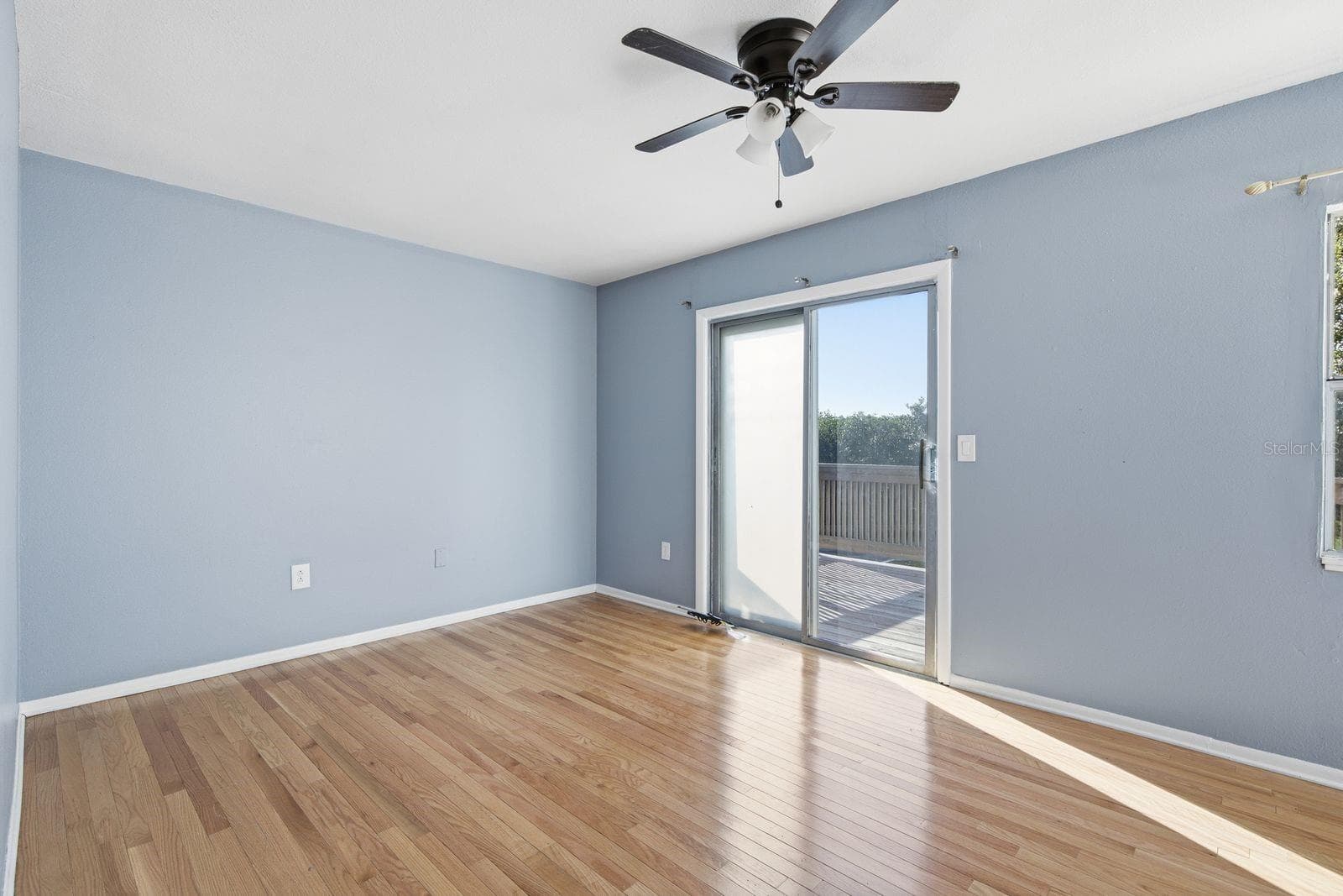 Primary Bedroom - 305 CRYSTAL BEACH AVE, CRYSTAL BEACH