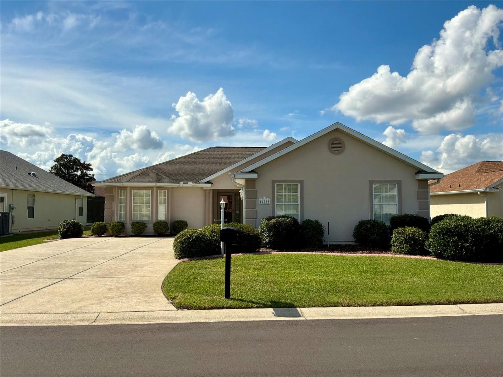 Single Family Residence at 17783 SE 125TH CIR, SUMMERFIELD, photo 2 of 23