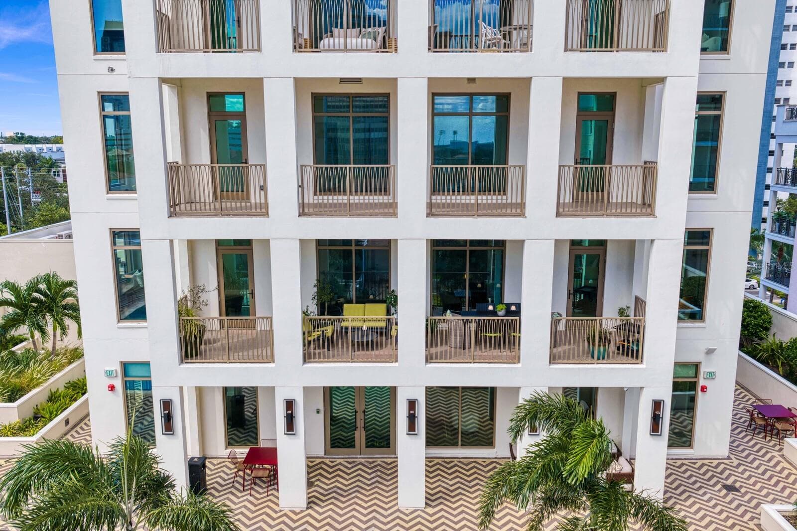 Condominium at 126 4TH AVE NE #502, ST PETERSBURG, photo 25 of 71