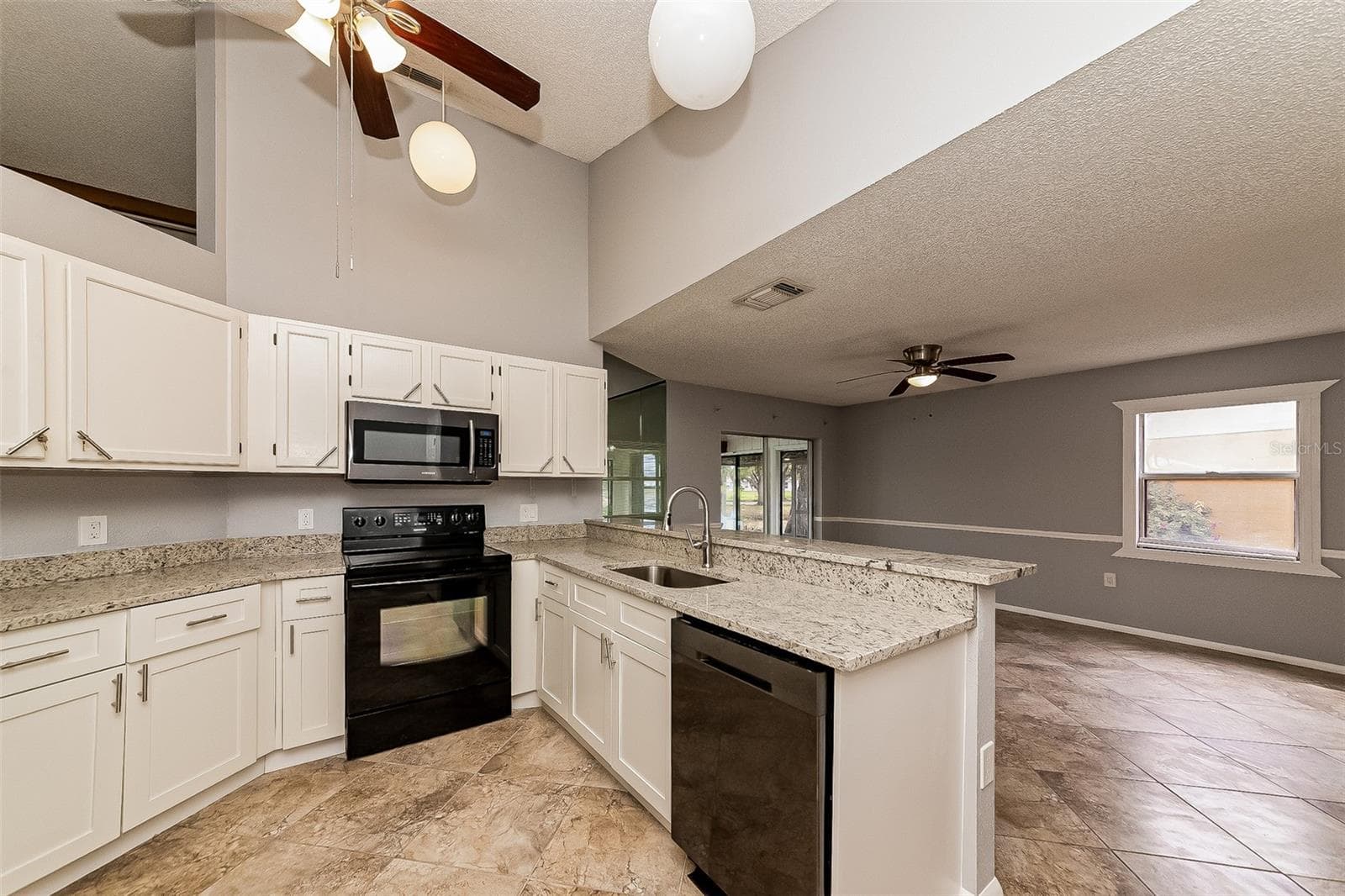 Single Family Residence at 610 49TH ST E, BRADENTON, photo 4 of 21
