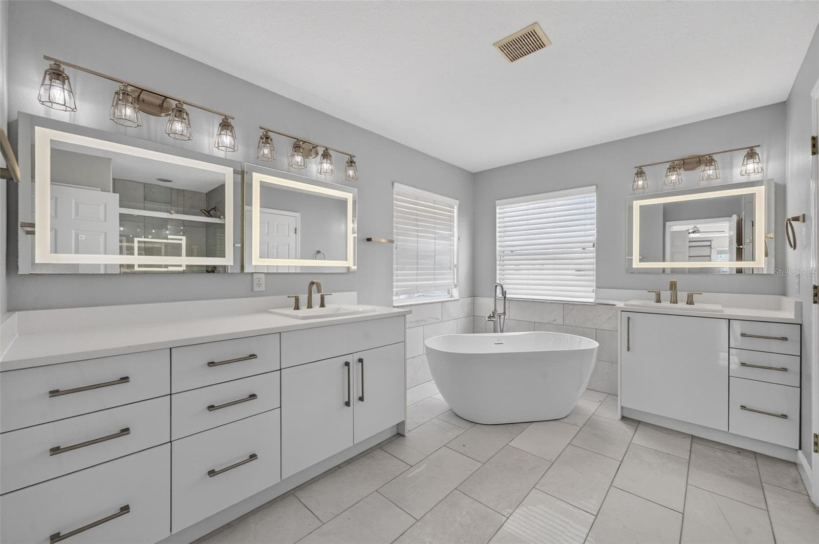 Single Family Residence at 1321 OSPREY COVE CT, ORLANDO, photo 18 of 32