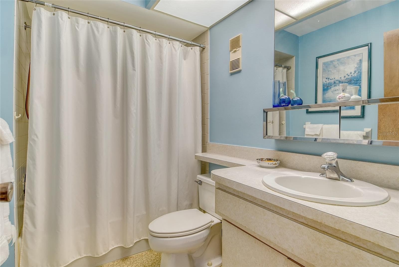 Condominium at 7214 CLOISTER DR #7214, SARASOTA, photo 22 of 29