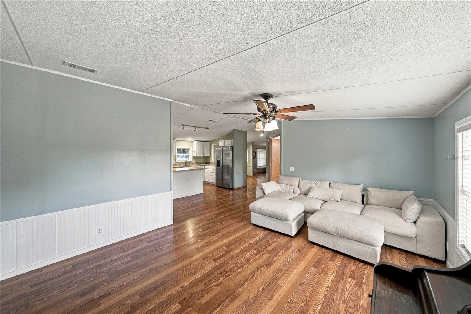Manufactured Home at 713 SULTENFUSS RD, BABSON PARK, photo 8 of 38