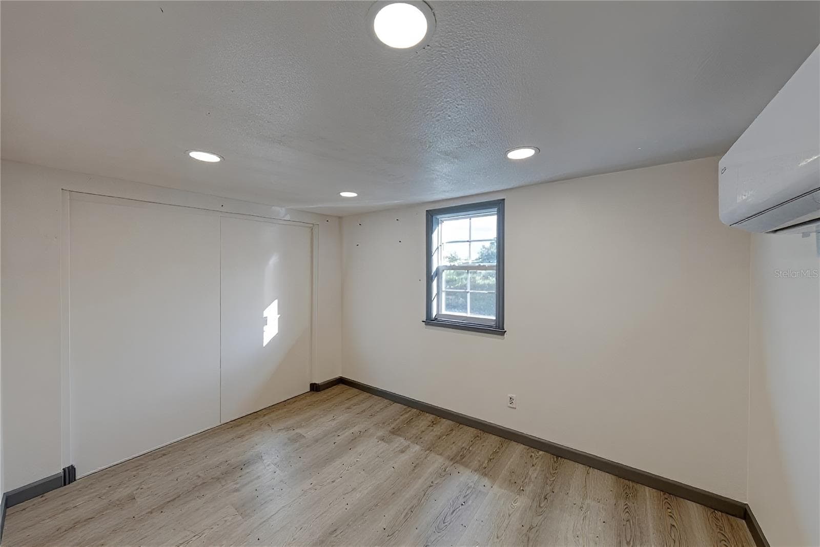 Manufactured Home at 713 SULTENFUSS RD, BABSON PARK, photo 30 of 38