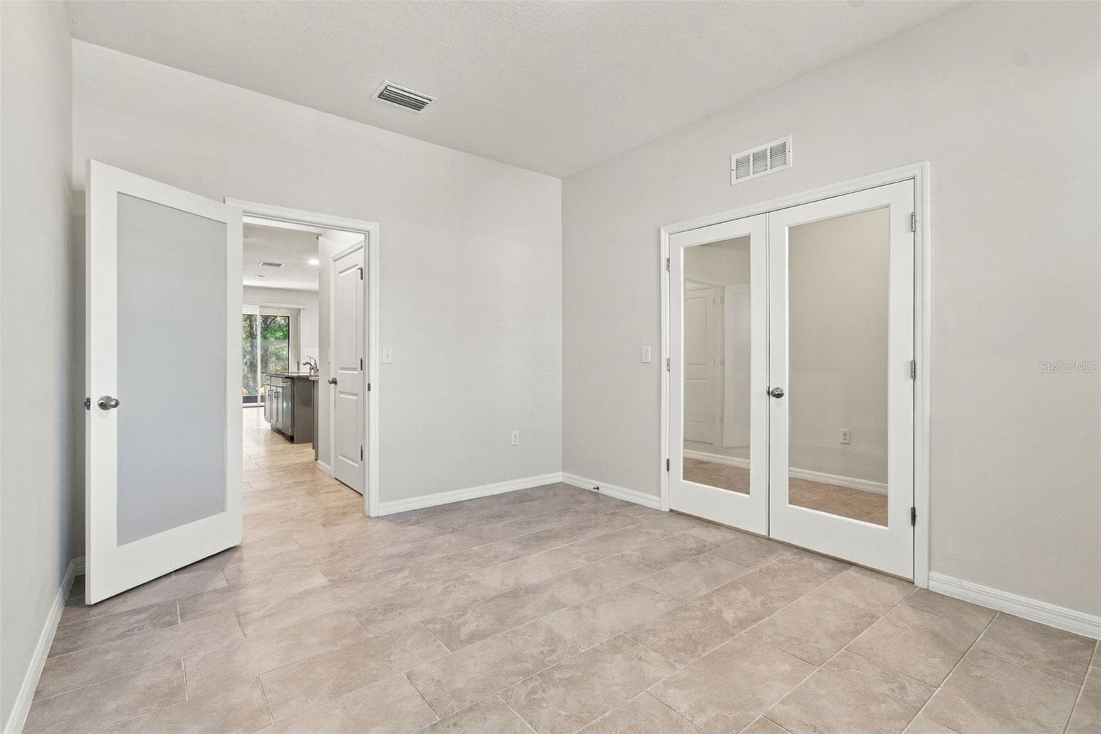 Single Family Residence at 3221 LIVING CORAL DR, ODESSA, photo 11 of 48