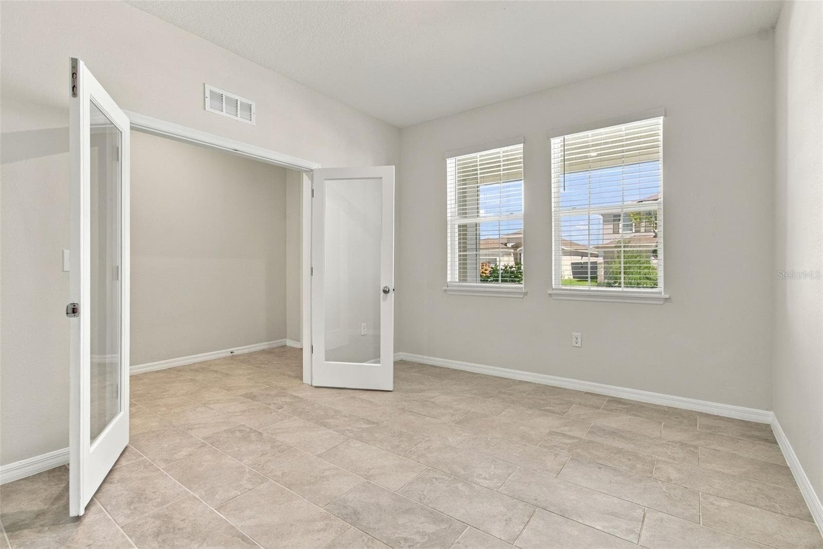 Single Family Residence at 3221 LIVING CORAL DR, ODESSA, photo 12 of 48