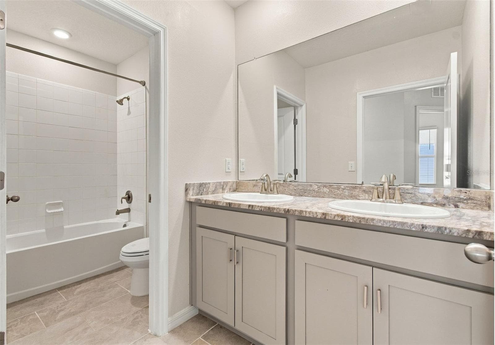 Single Family Residence at 3221 LIVING CORAL DR, ODESSA, photo 27 of 48
