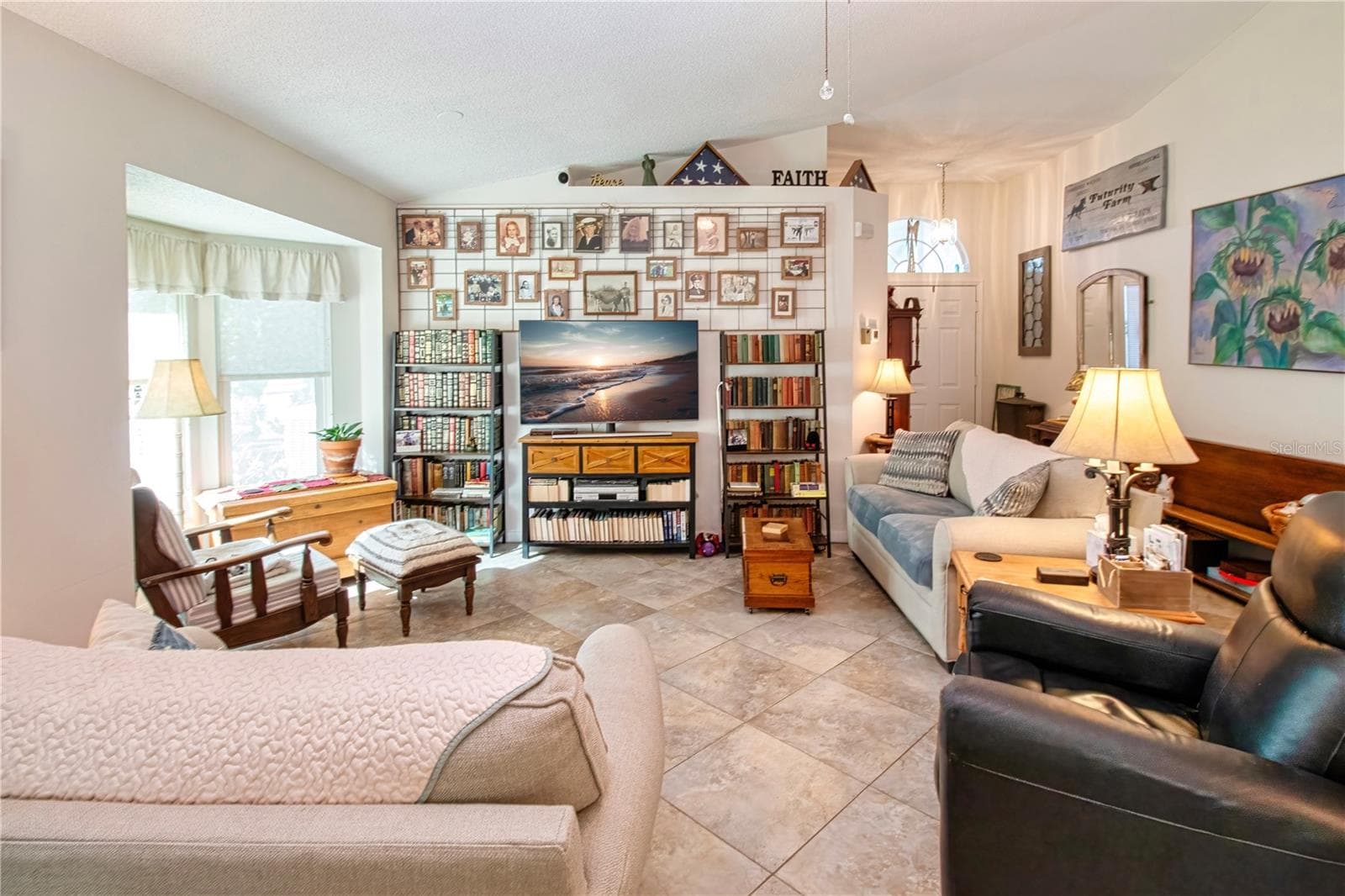 Single Family Residence at 2001 GARDENIA LANDINGS LN, SUN CITY CENTER, photo 12 of 71