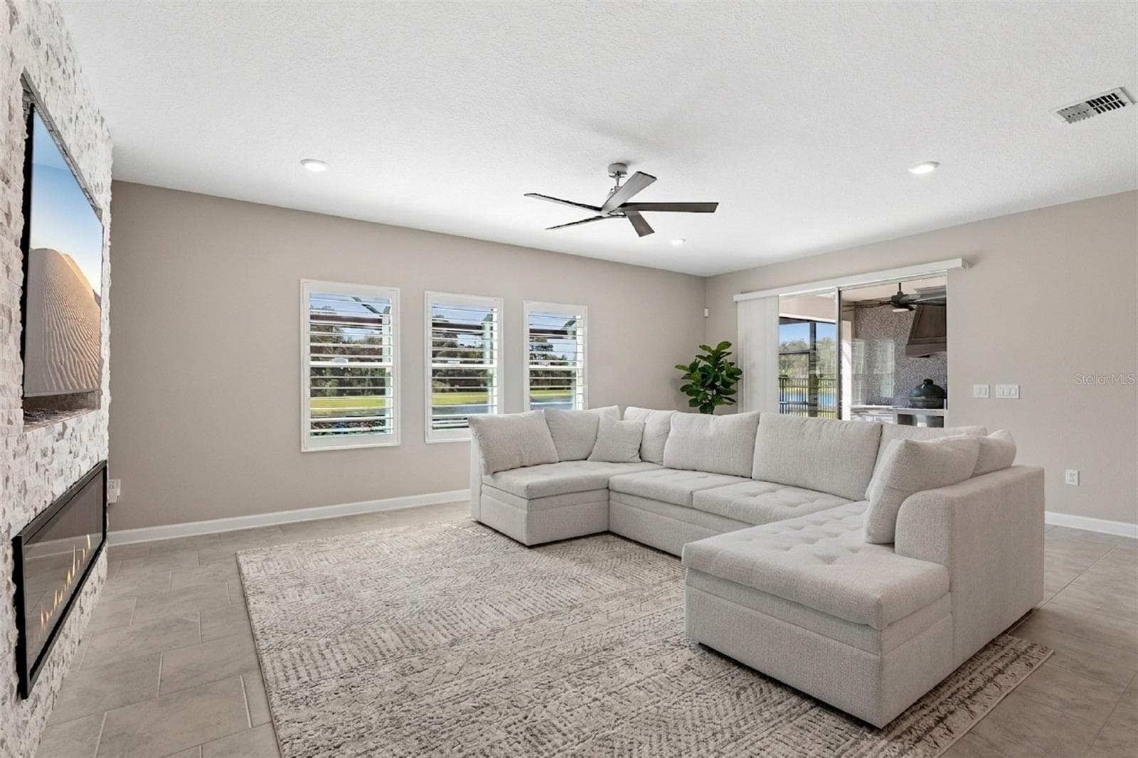Single Family Residence at 9542 PETITION WAY, ORLANDO, photo 14 of 60