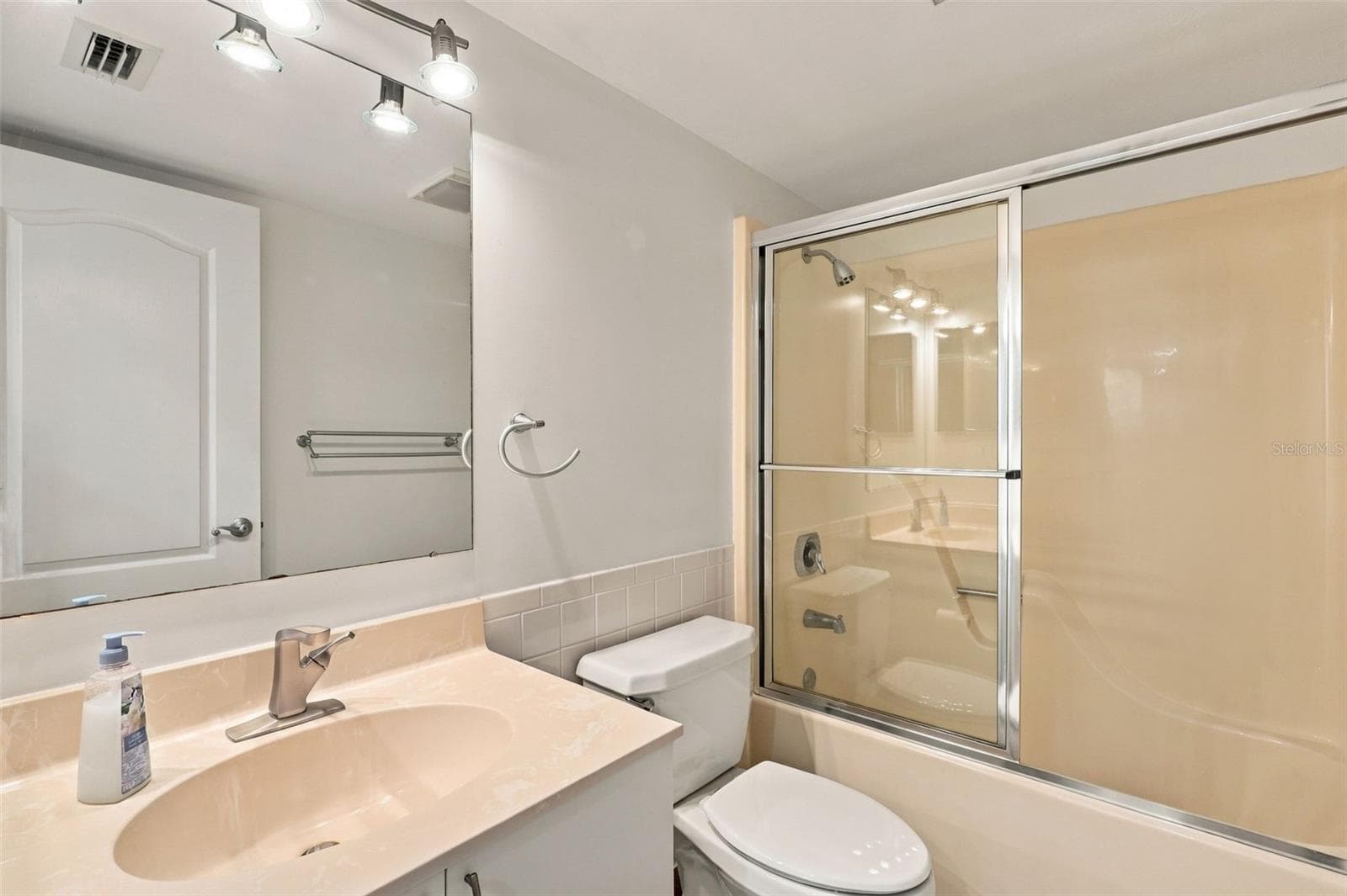 Condominium at 4 OCEANS WEST BLVD #503B, DAYTONA BEACH SHORES, photo 28 of 40