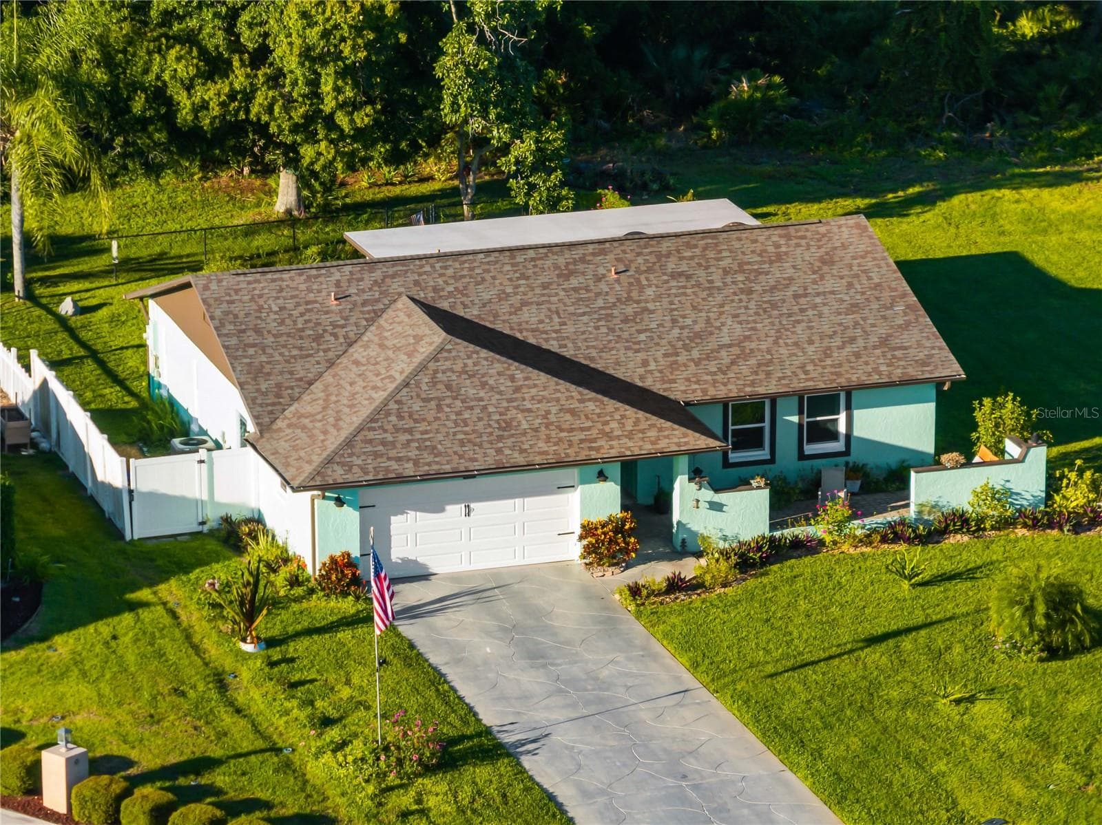 Single Family Residence at 1319 PINEBROOK WAY CT, VENICE, photo 5 of 56