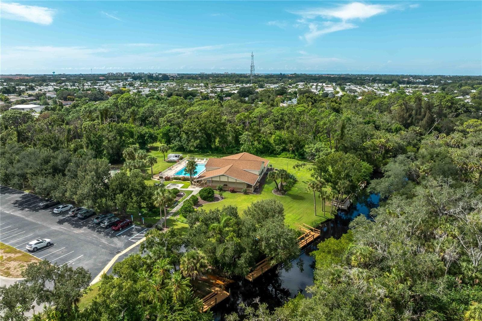 Single Family Residence at 1319 PINEBROOK WAY CT, VENICE, photo 41 of 56