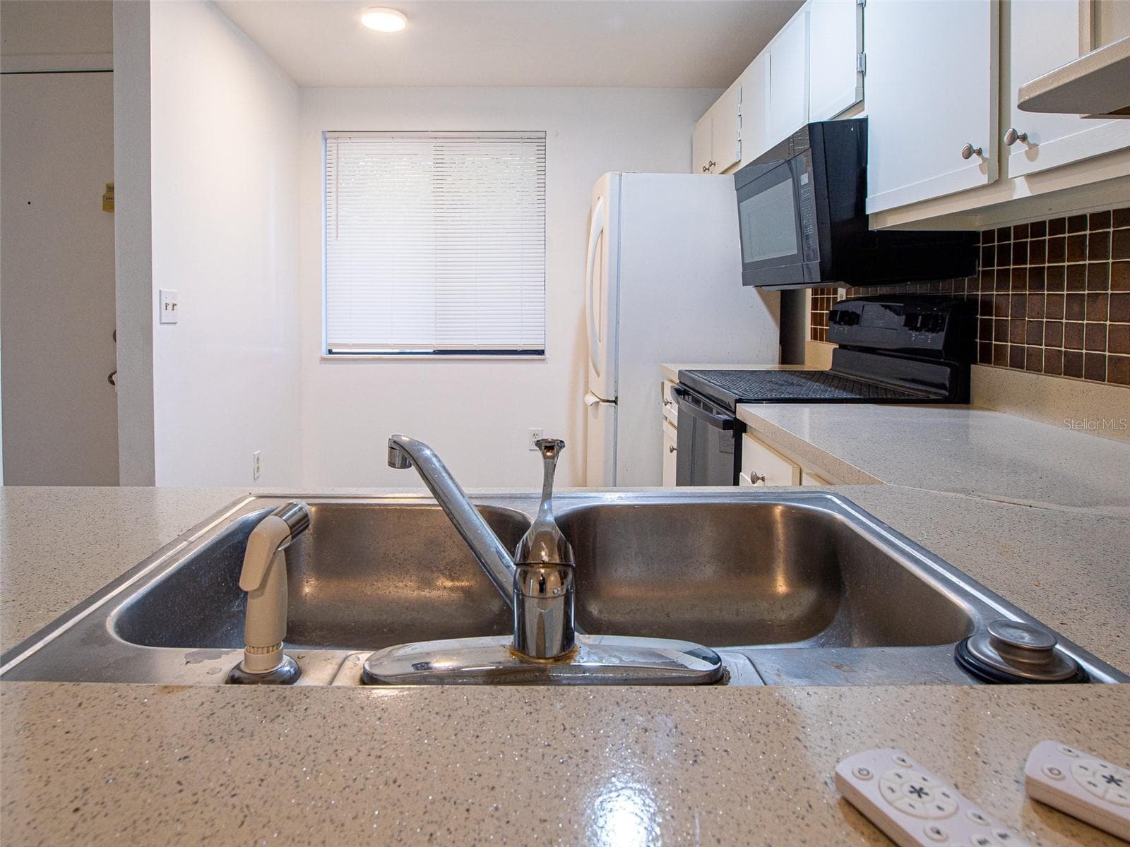 Condominium at 1934 PEPPERMILL DR #1934, CLEARWATER, photo 8 of 19