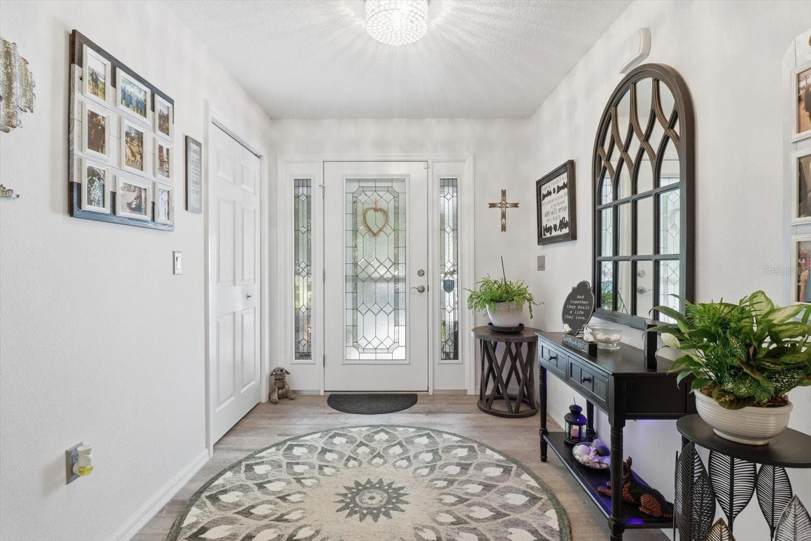 Single Family Residence at 3727 N BOXELDER WAY, BEVERLY HILLS, photo 8 of 45