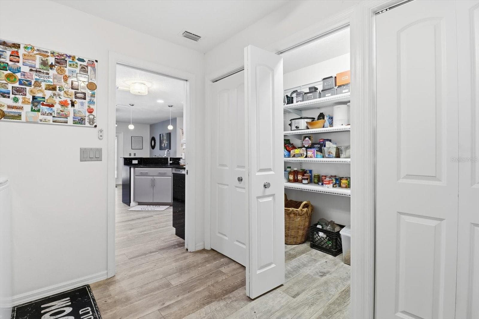 Single Family Residence at 3727 N BOXELDER WAY, BEVERLY HILLS, photo 18 of 45