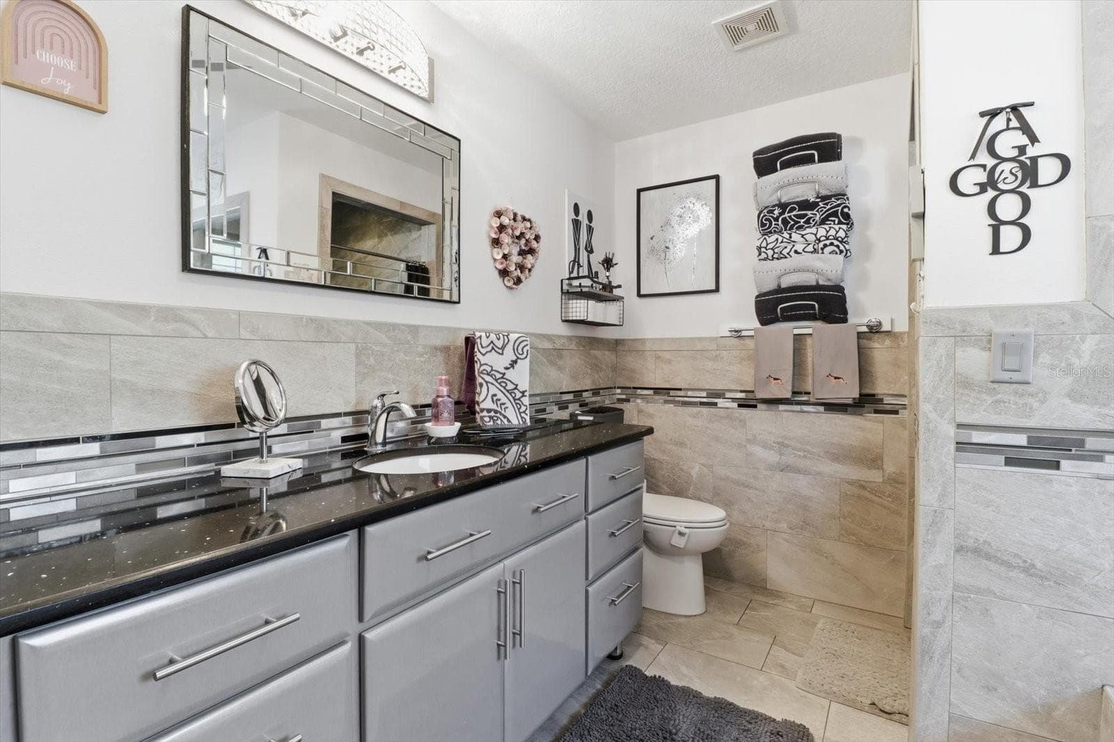 Single Family Residence at 3727 N BOXELDER WAY, BEVERLY HILLS, photo 23 of 45