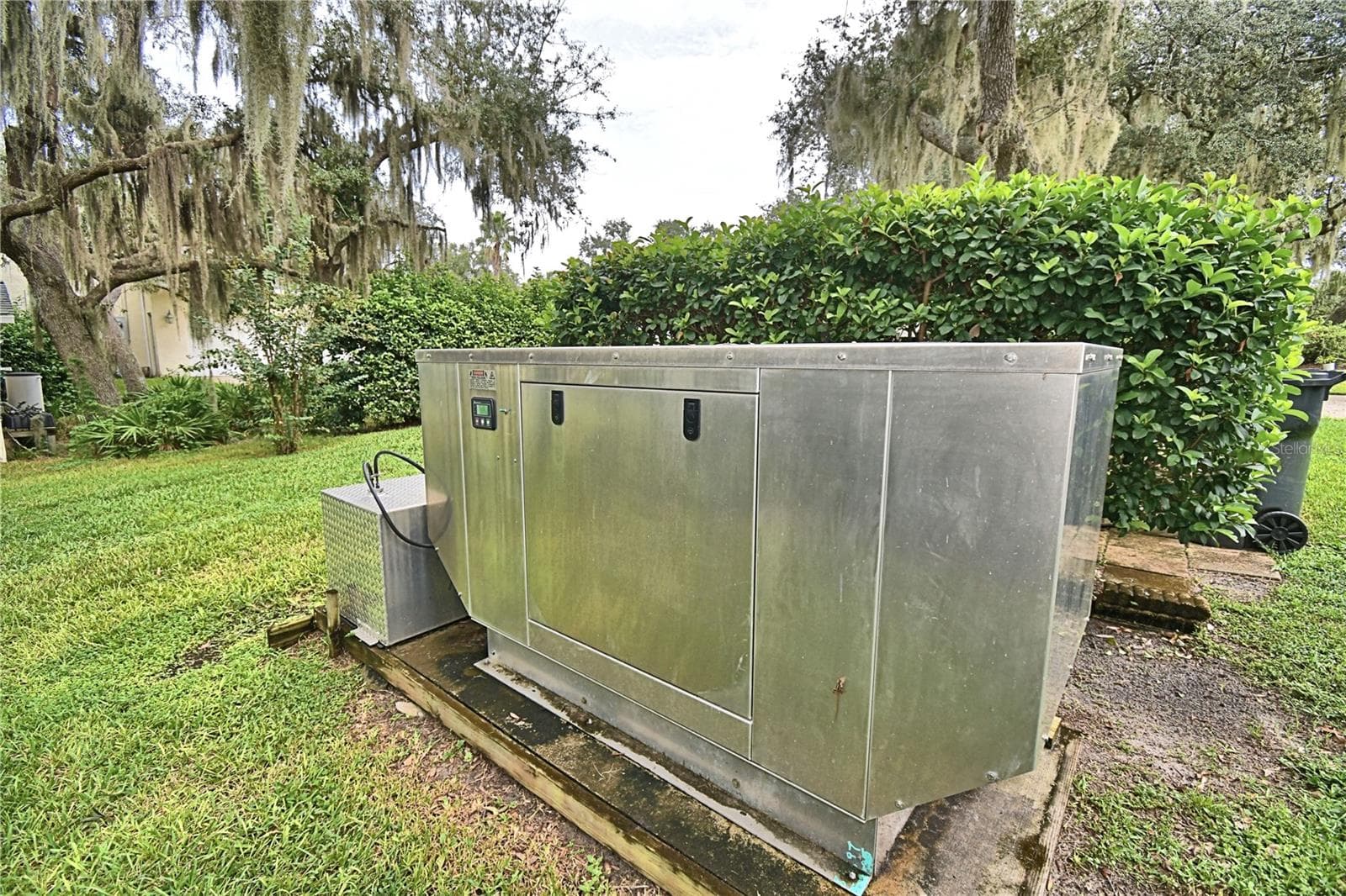 Perkins Generator 30KWTurbo Diesel and Tank - 2391 S LAKE REEDY BLVD, FROSTPROOF