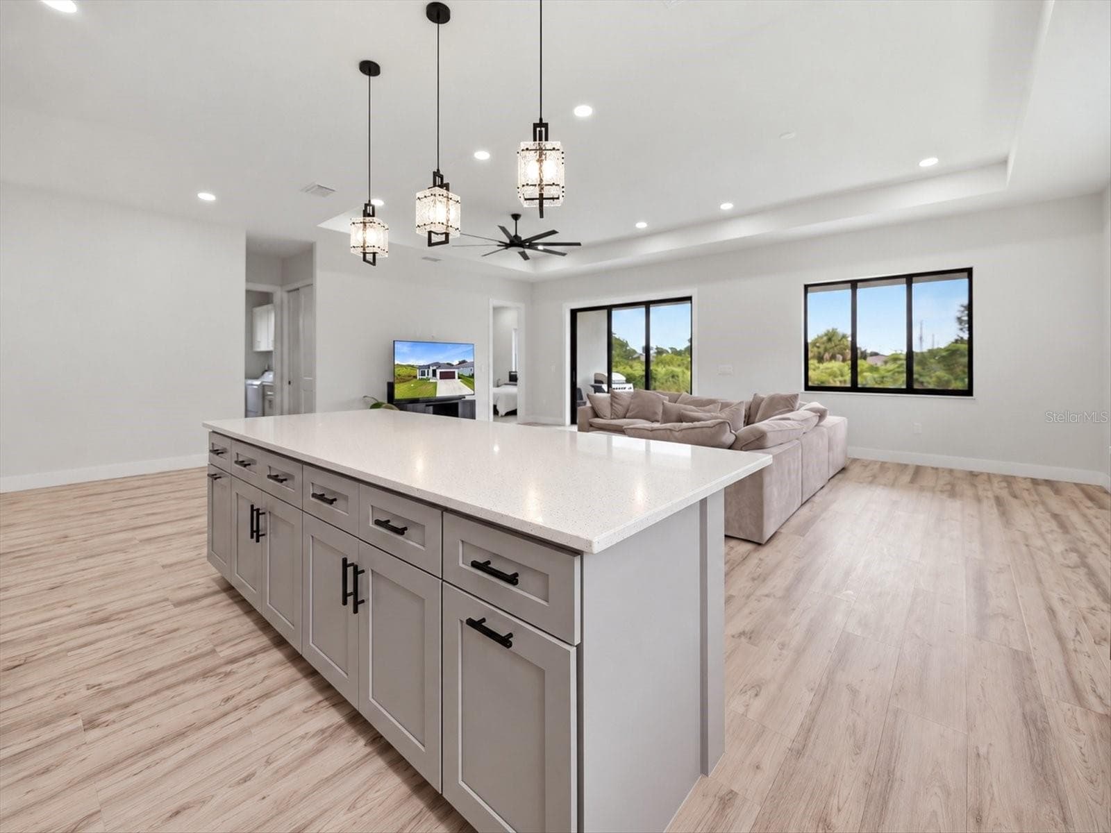 Single Family Residence at 137 DAVID BLVD, ROTONDA WEST, photo 11 of 37