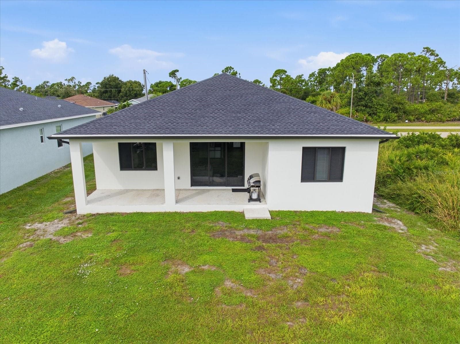 Single Family Residence at 137 DAVID BLVD, ROTONDA WEST, photo 26 of 37