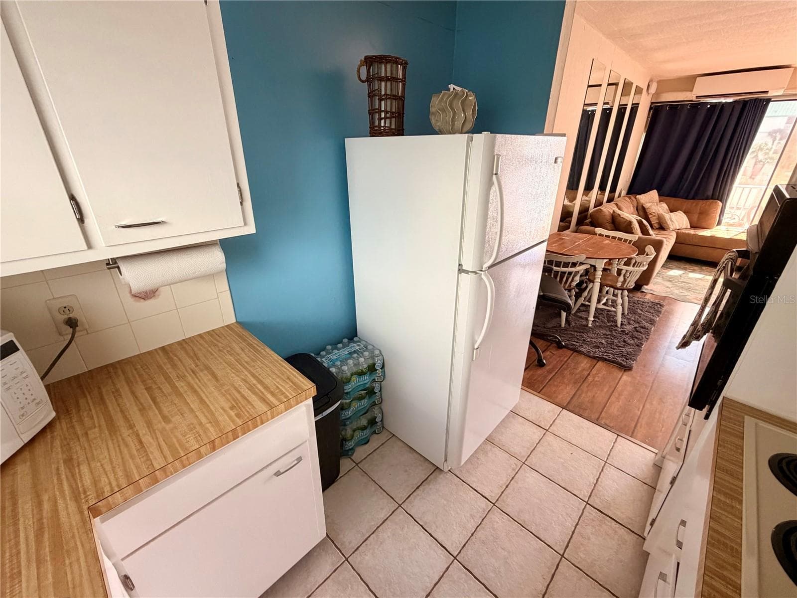 Condo - Hotel at 18399 GULF BLVD #398, INDIAN SHORES, photo 2 of 22