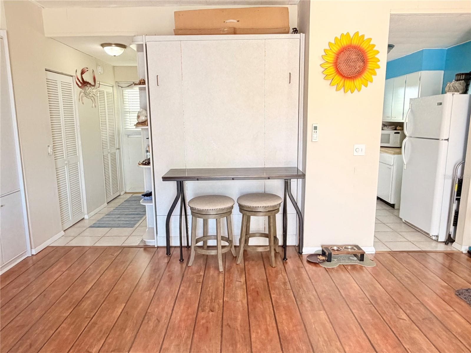 Condo - Hotel at 18399 GULF BLVD #398, INDIAN SHORES, photo 5 of 22
