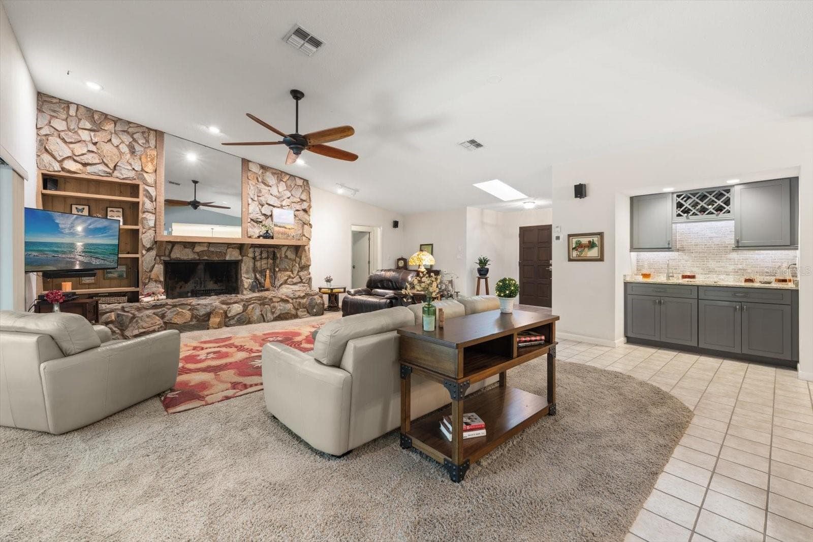 Single Family Residence at 1652 HOBBIT RD, DUNEDIN, photo 11 of 47