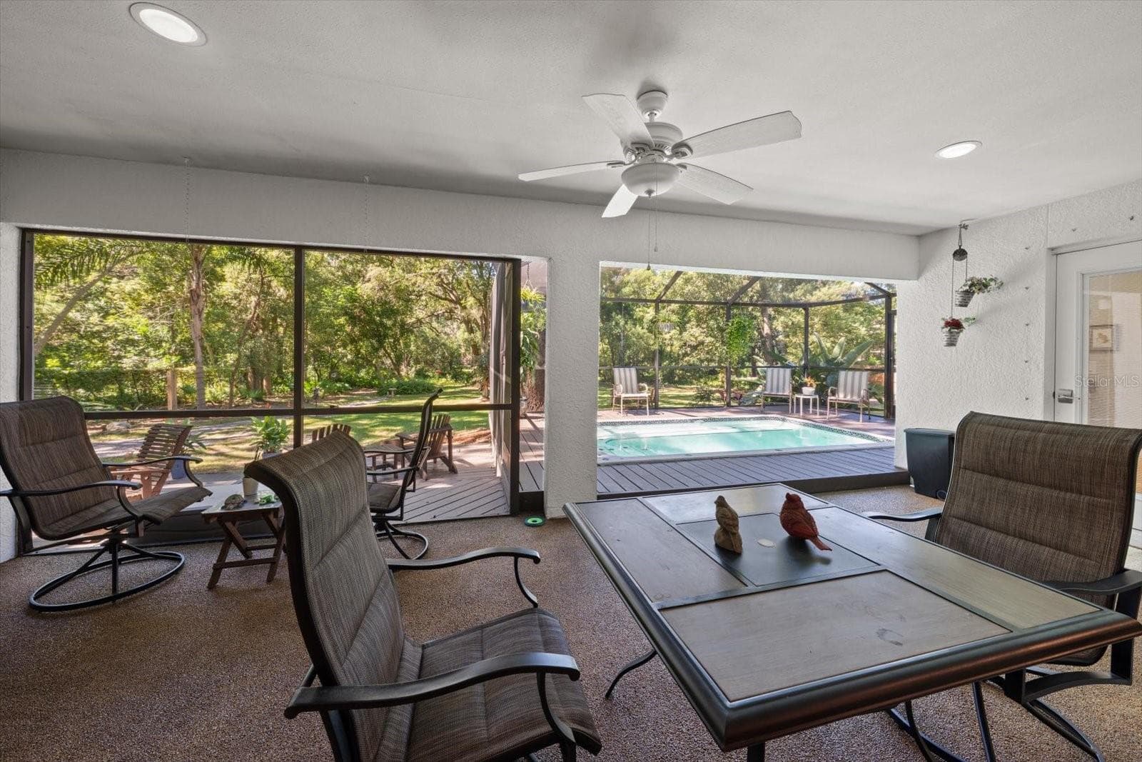 Single Family Residence at 1652 HOBBIT RD, DUNEDIN, photo 18 of 47