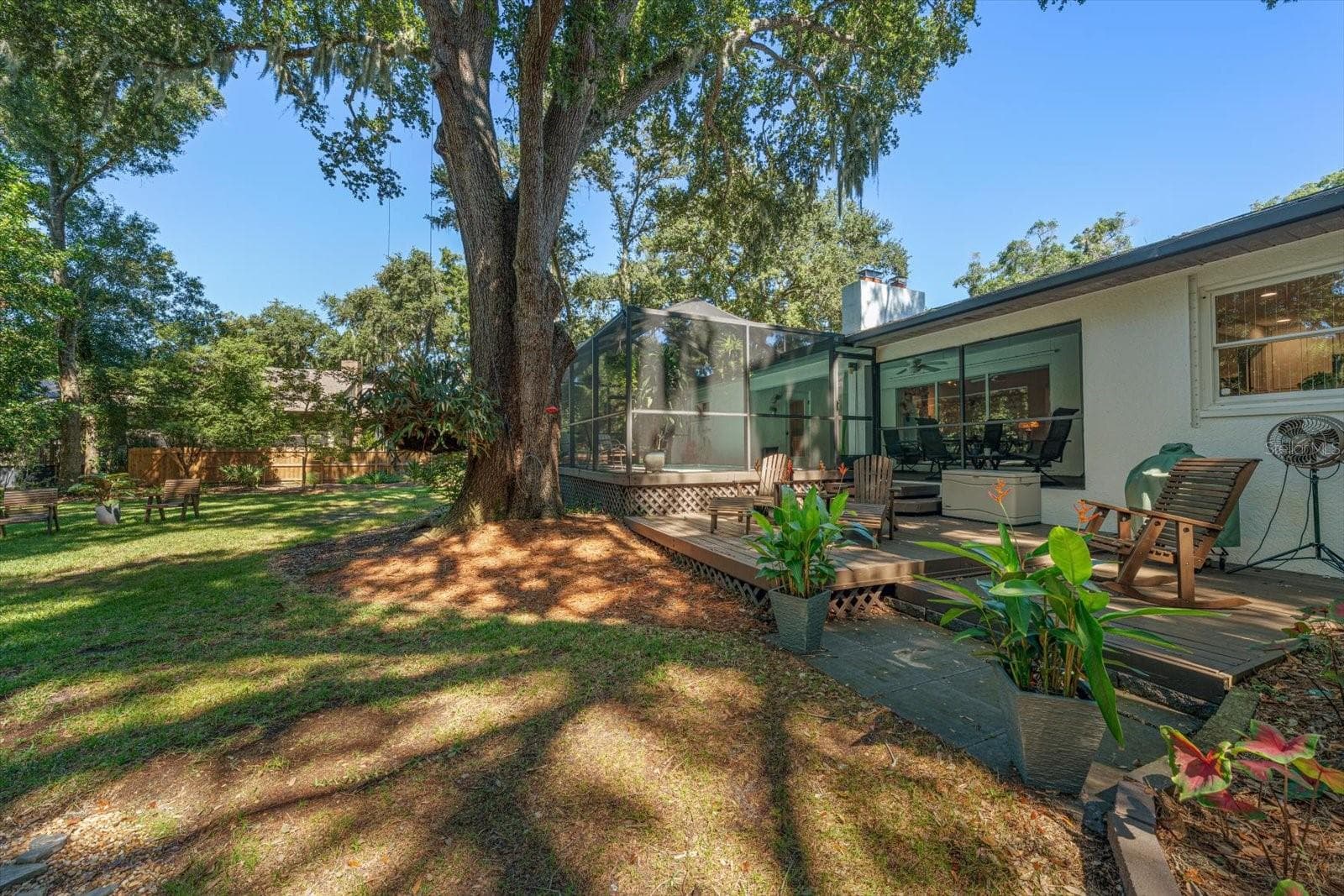 Single Family Residence at 1652 HOBBIT RD, DUNEDIN, photo 33 of 47