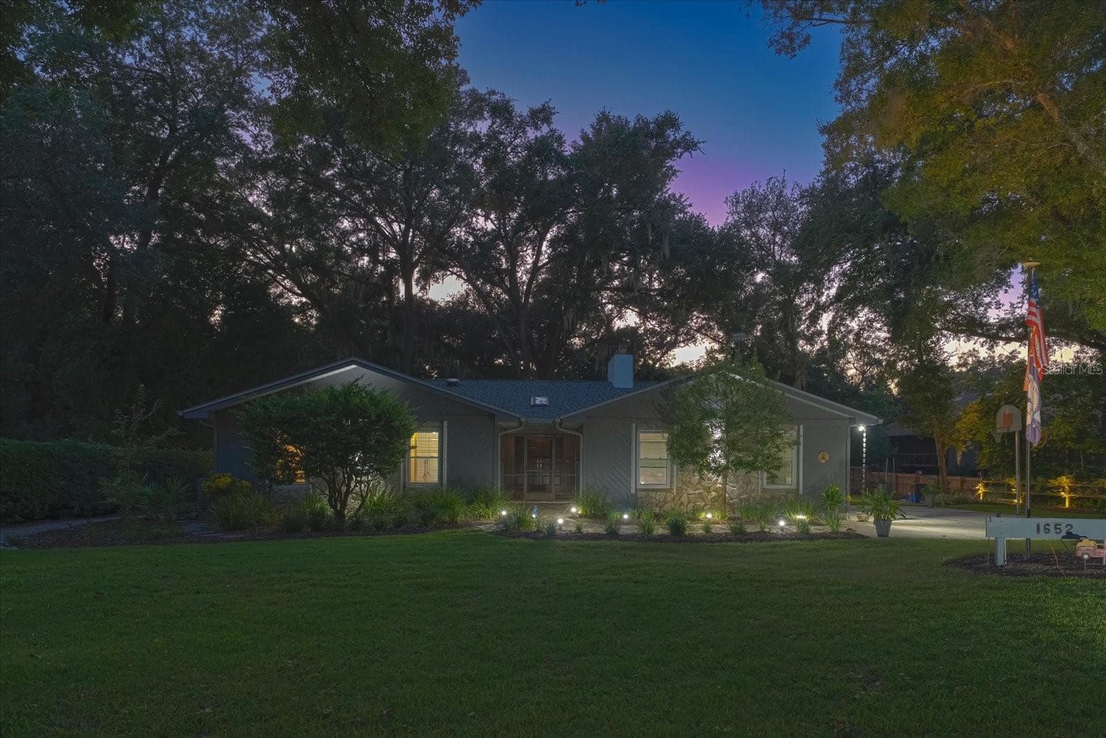 Single Family Residence at 1652 HOBBIT RD, DUNEDIN, photo 40 of 47