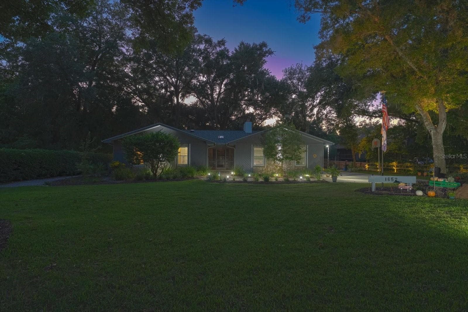 Single Family Residence at 1652 HOBBIT RD, DUNEDIN, photo 41 of 47