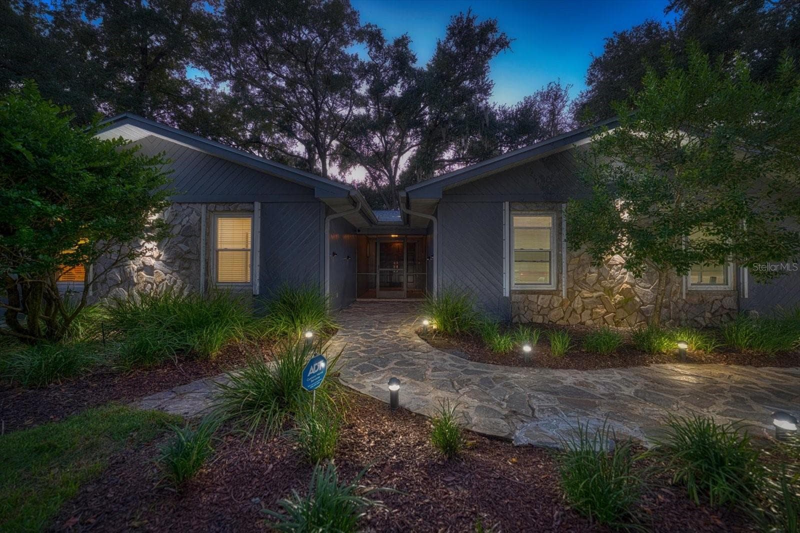 Single Family Residence at 1652 HOBBIT RD, DUNEDIN, photo 43 of 47