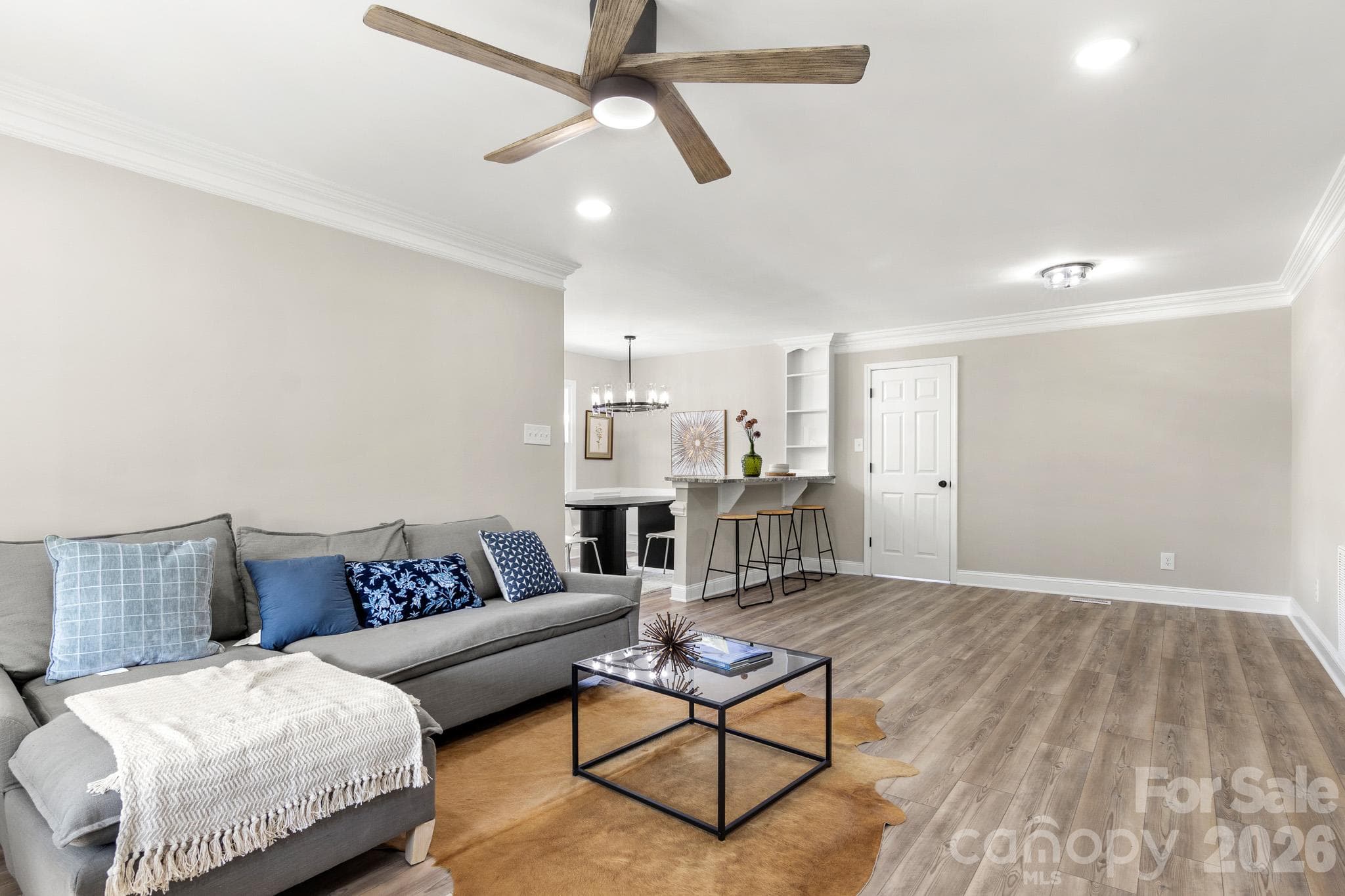 Single Family Residence at 309 Catawba Circle N, Matthews, photo 6 of 48