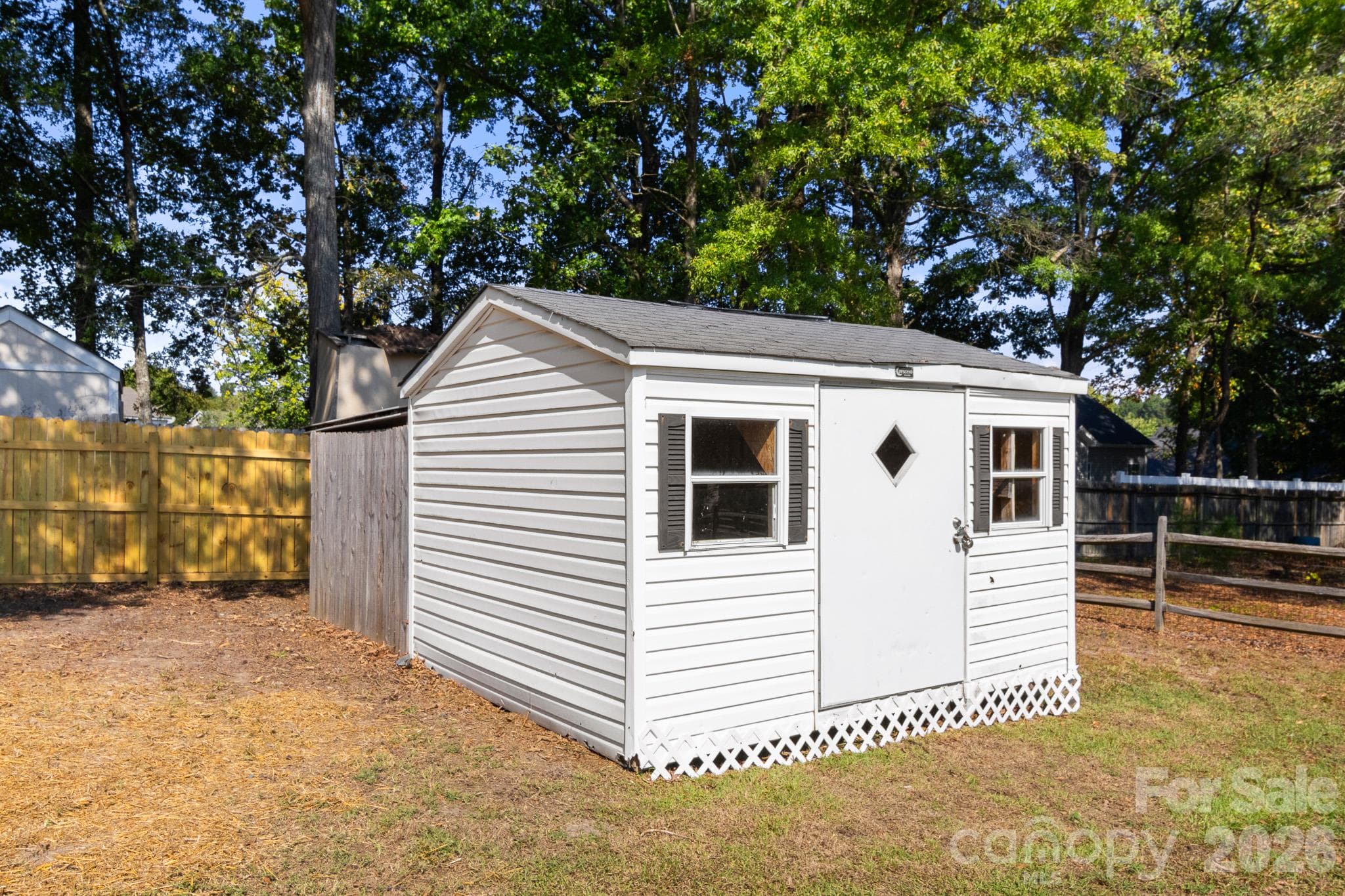 Single Family Residence at 309 Catawba Circle N, Matthews, photo 42 of 48