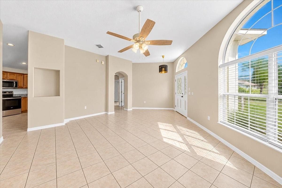 Single Family Residence at 3 LEWIS DR, PALM COAST, photo 6 of 40