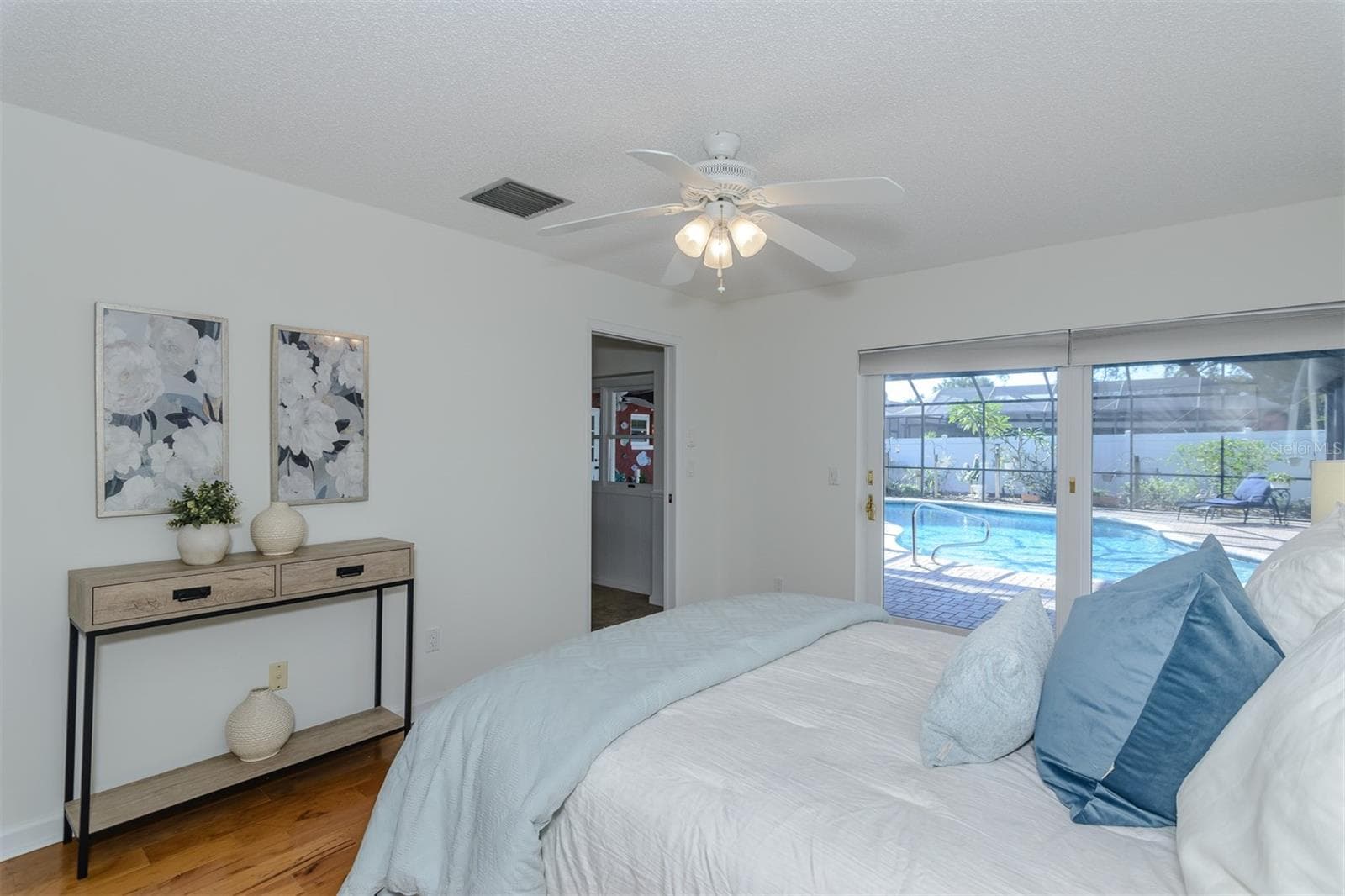 Single Family Residence at 2977 AMBLEGLEN CT, CLEARWATER, photo 34 of 56