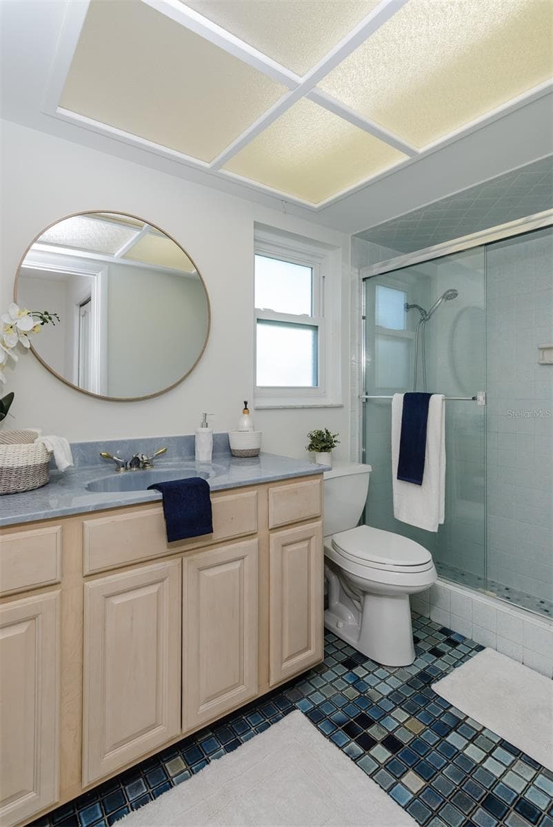Single Family Residence at 2977 AMBLEGLEN CT, CLEARWATER, photo 36 of 56