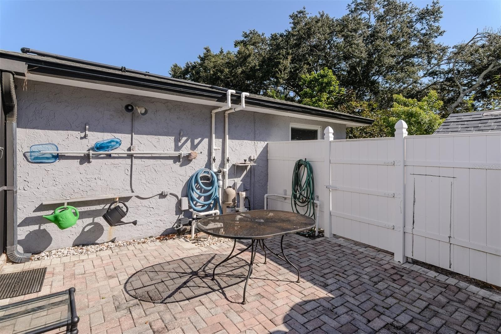 Single Family Residence at 2977 AMBLEGLEN CT, CLEARWATER, photo 50 of 56