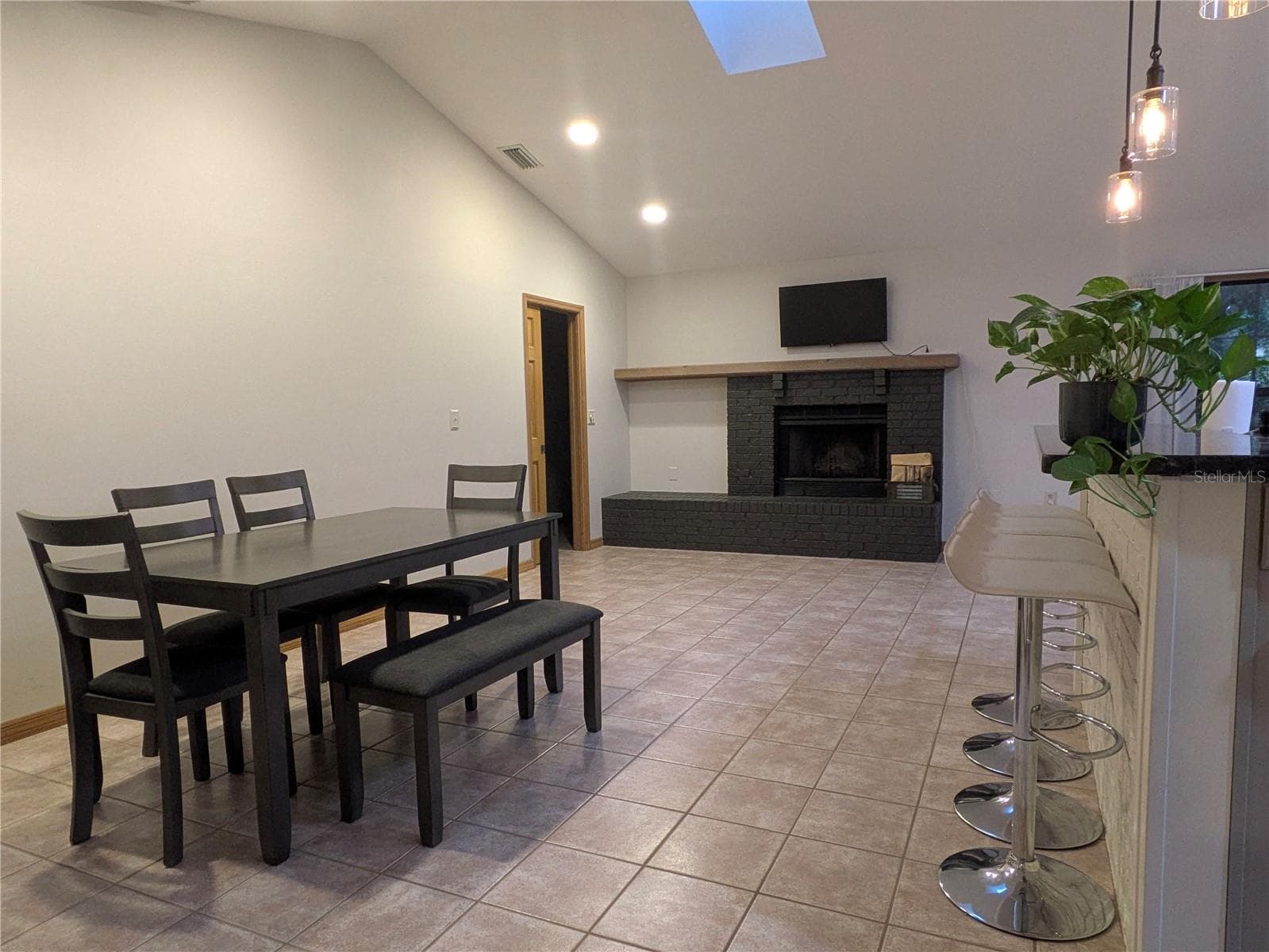 Single Family Residence at 366 OLD MILL RD, ENTERPRISE, photo 12 of 39