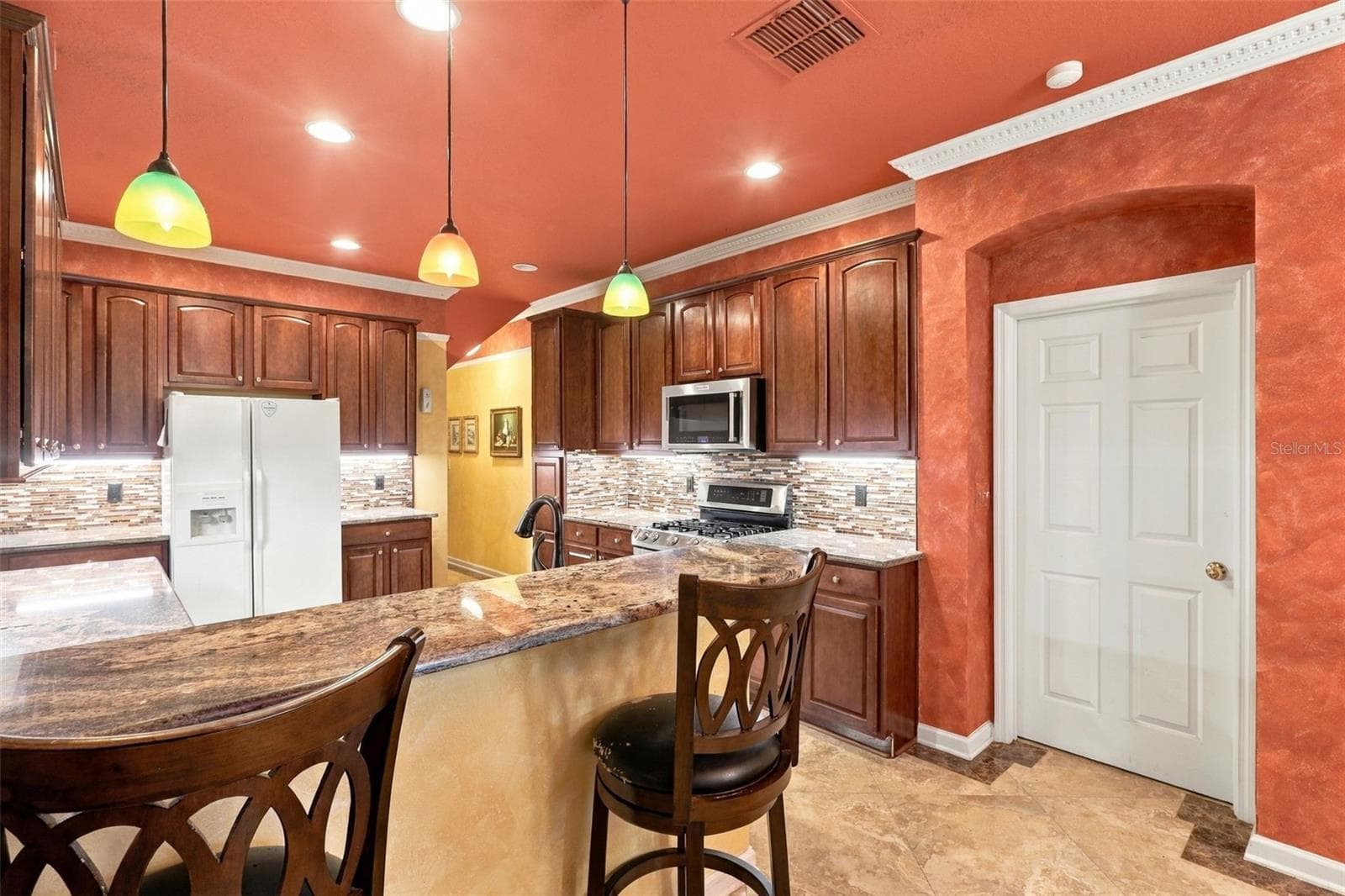 Single Family Residence at 405 RAVENSHILL WAY, DELAND, photo 10 of 44