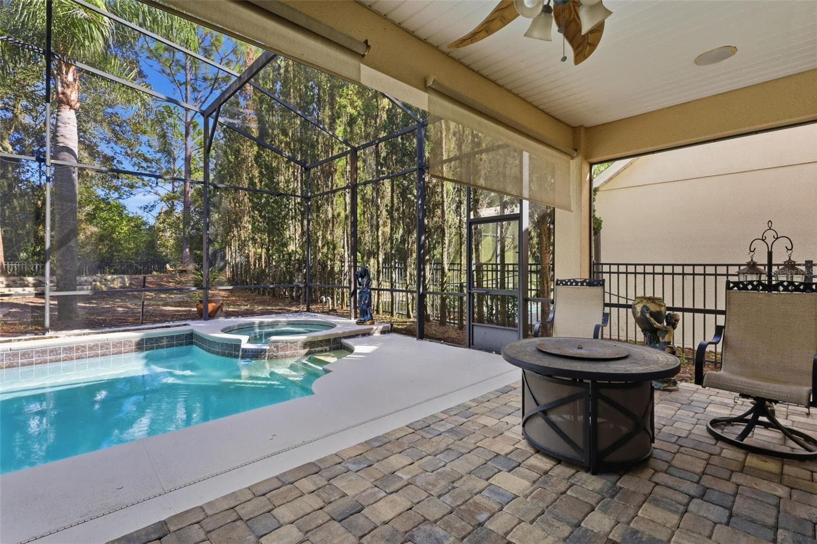 Single Family Residence at 405 RAVENSHILL WAY, DELAND, photo 33 of 44