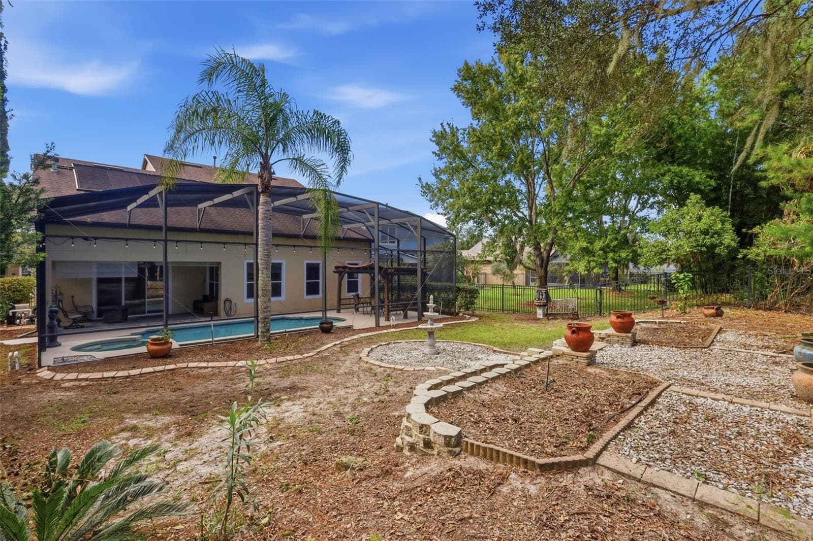 Single Family Residence at 405 RAVENSHILL WAY, DELAND, photo 39 of 44