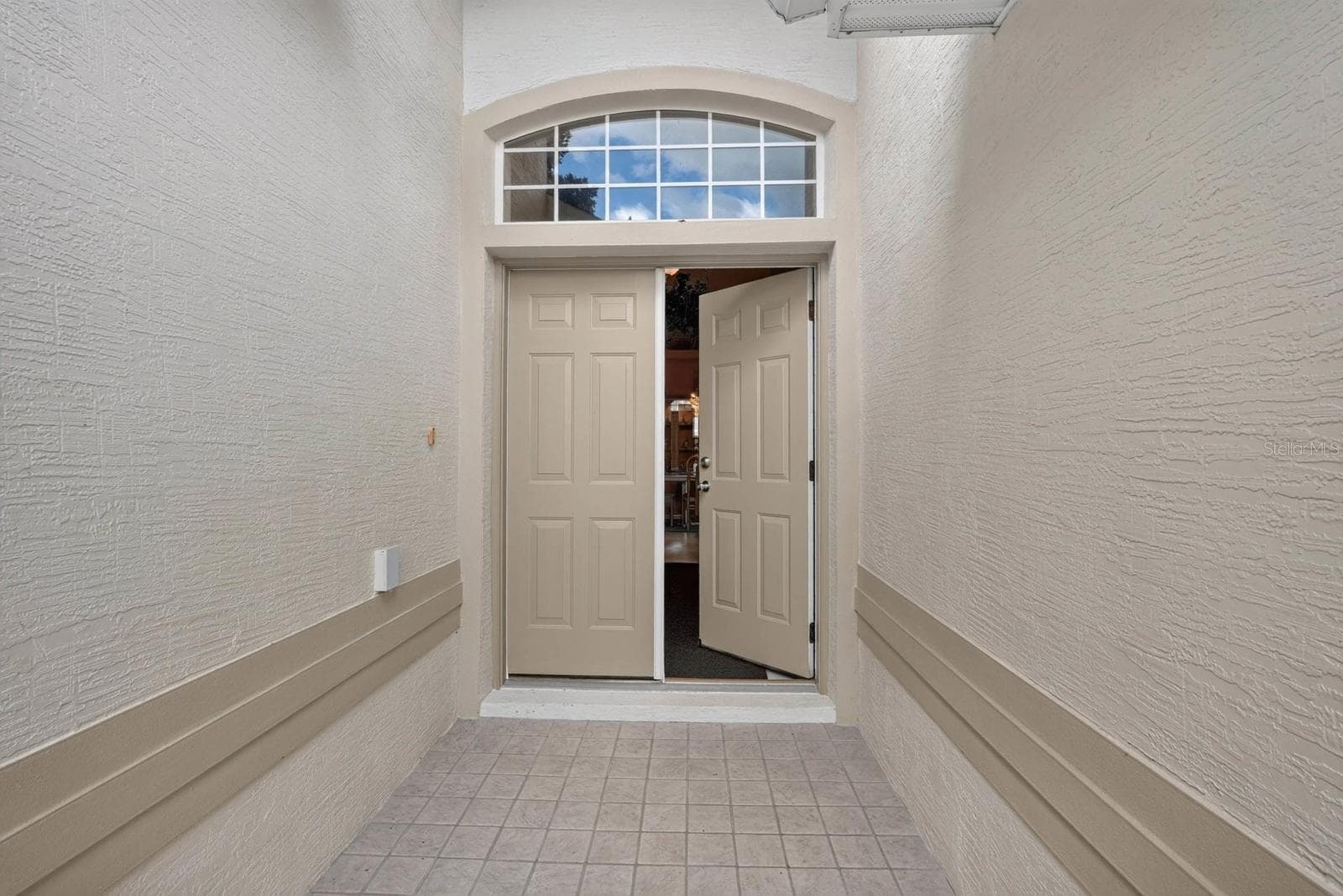 Single Family Residence at 142 RAINTREE CIR, PALM COAST, photo 5 of 58