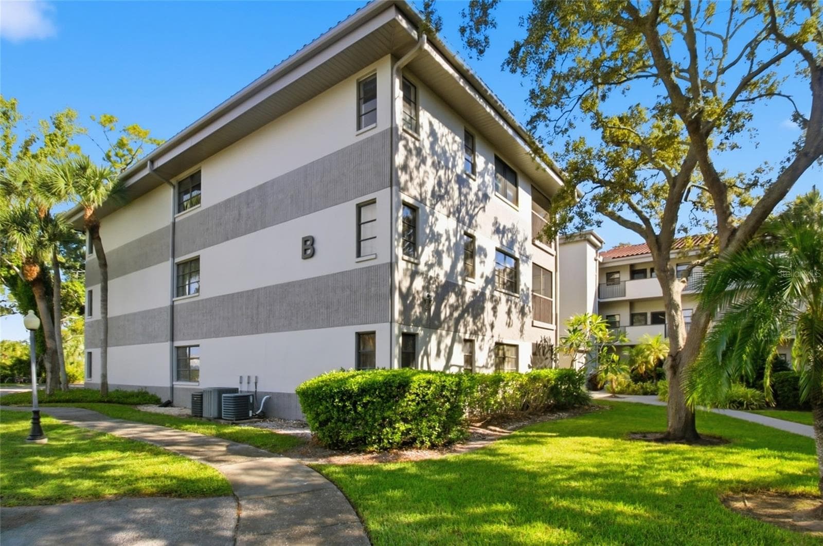 Condominium at 2650 COUNTRYSIDE BLVD #B105, CLEARWATER, photo 2 of 20