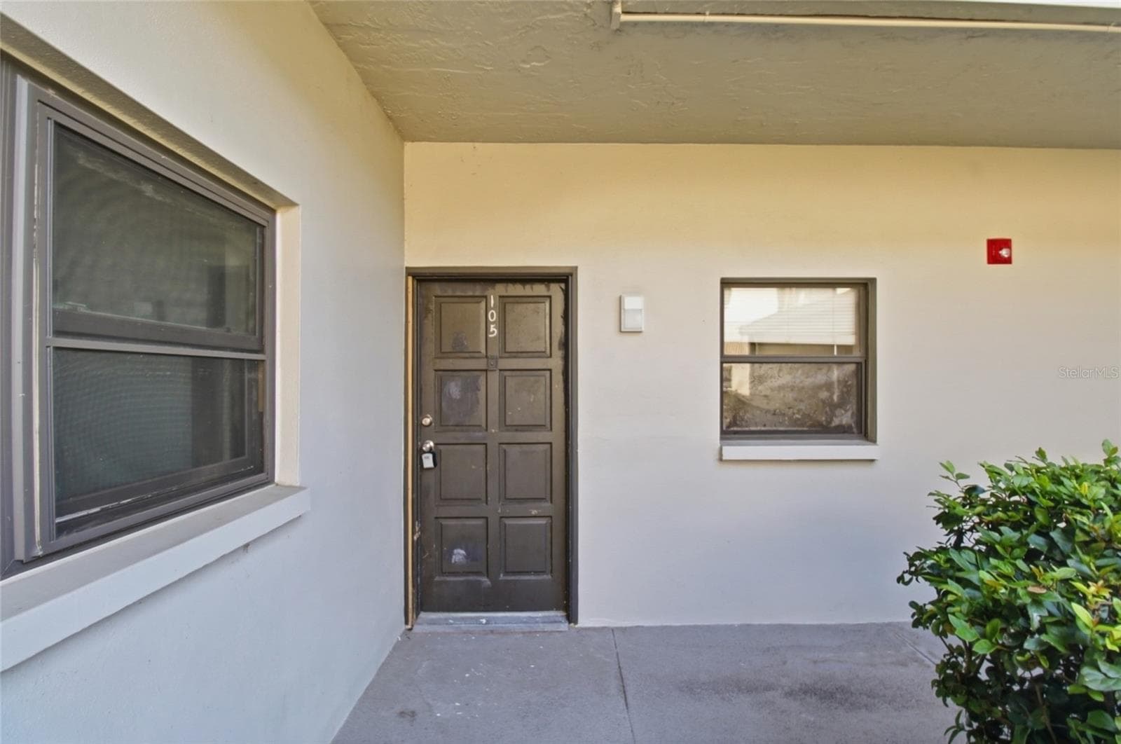 Condominium at 2650 COUNTRYSIDE BLVD #B105, CLEARWATER, photo 4 of 20