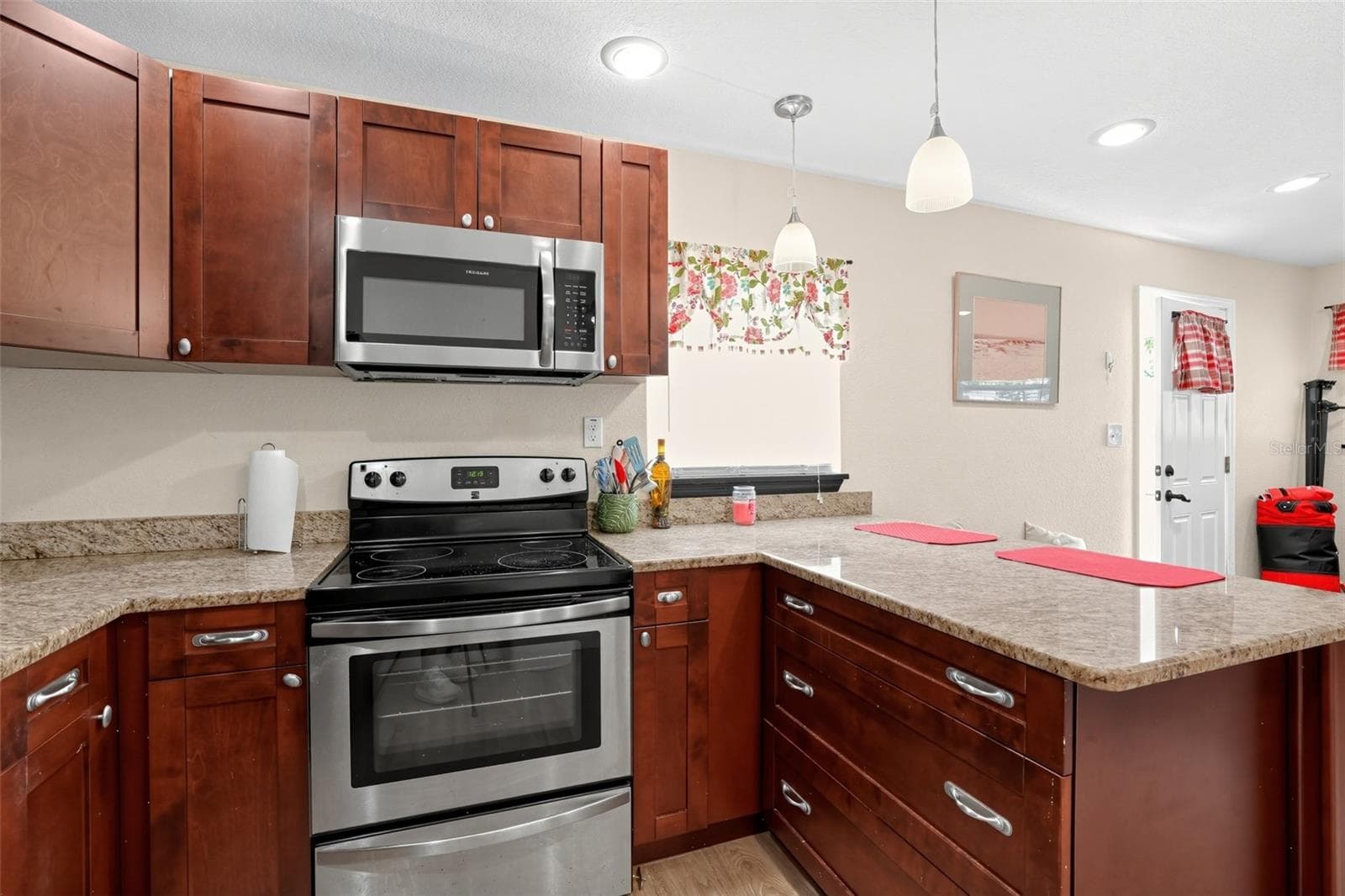 Single Family Residence at 9124 FLINT ST, NEW PORT RICHEY, photo 17 of 53